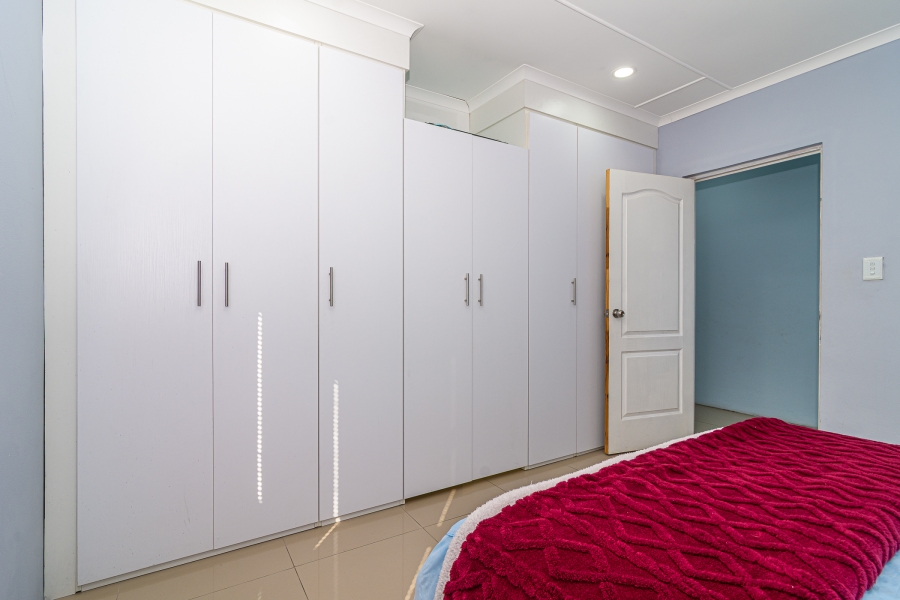 4 Bedroom Property for Sale in Pearly Beach Western Cape